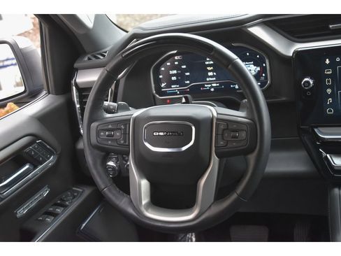Used 2024 GMC Sierra 1500 Denali image 17