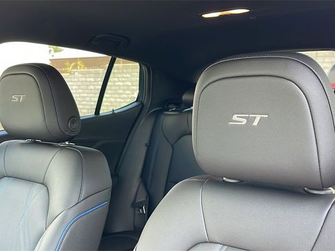 New 2025 Buick Envista Sport Touring w/ Convenience I Package image 12