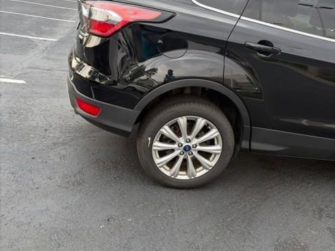 Used 2017 Ford Escape Titanium AWD/4WD image 7