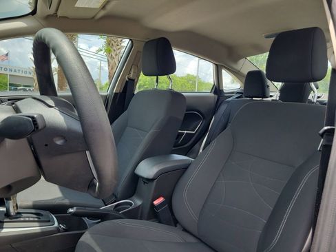 Used 2019 Ford Fiesta SE FWD image 15