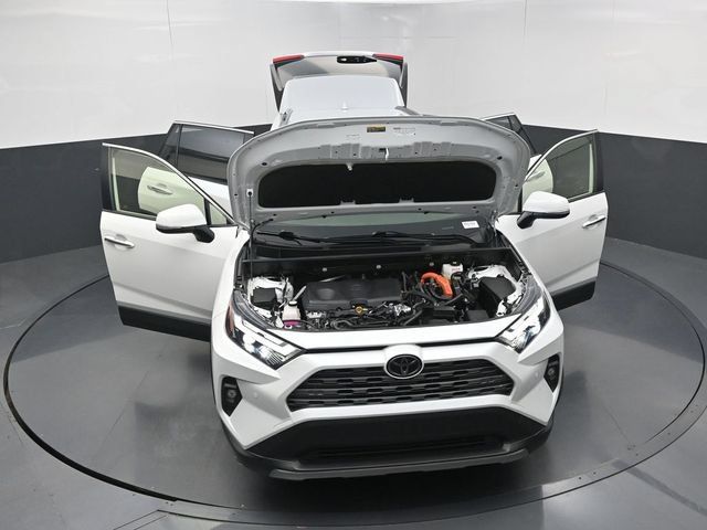Used 2025 Toyota RAV4 Limited AWD/4WD image 40