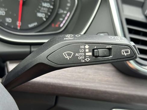 Used 2022 Audi Q5 2.0T Premium AWD/4WD image 27