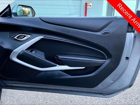 Used 2019 Chevrolet Camaro LT w/ LPO, Camaro Logo Package RWD image 28