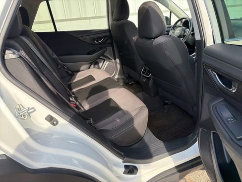 Used 2024 Subaru Outback Premium image 33