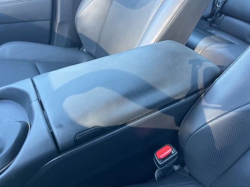 Used 2023 Toyota Crown Platinum image 14