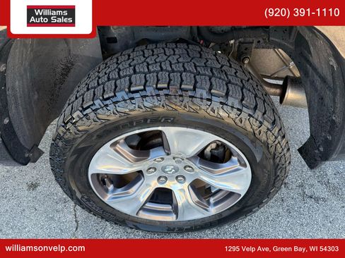 Used 2021 RAM 1500 Laramie image 28