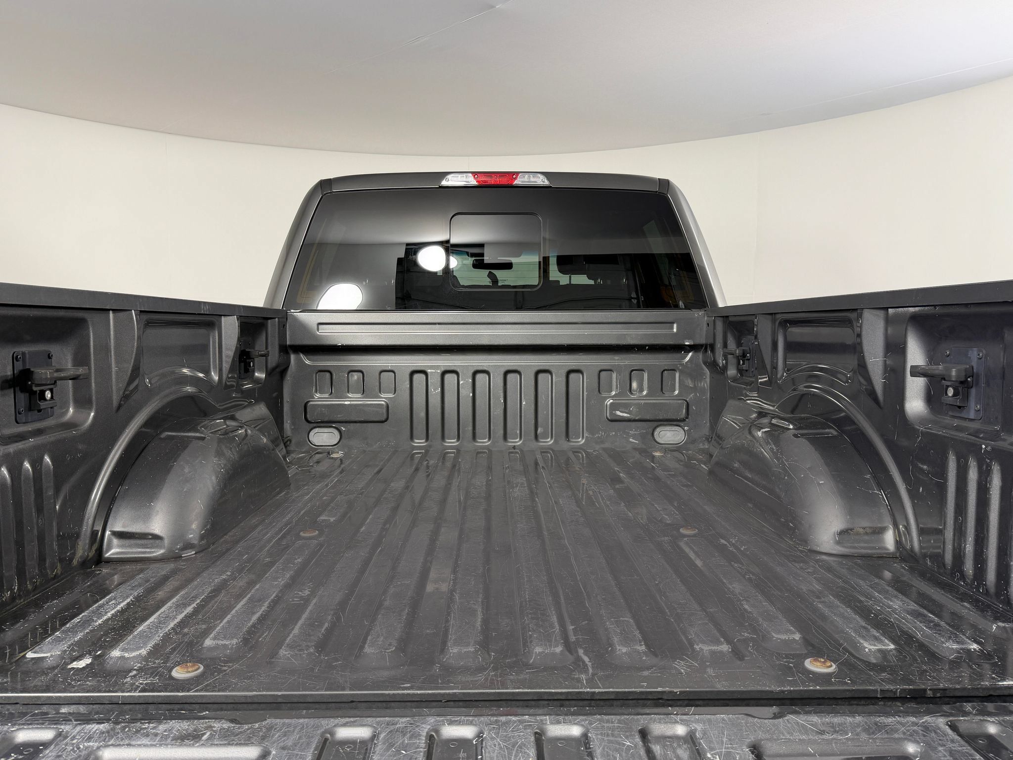 Used 2017 Ford F150 Lariat w/ Equipment Group 501A Mid AWD/4WD image 17