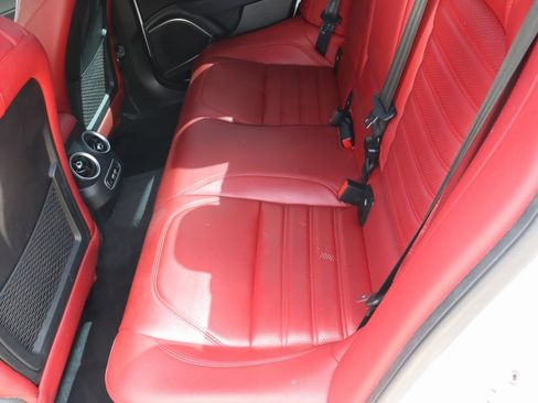 Used 2022 Alfa Romeo Giulia Veloce image 18