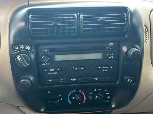 Used 2004 Ford Ranger XLT image 14