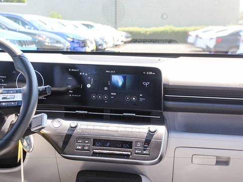 Certified 2024 Hyundai Kona SEL FWD image 17