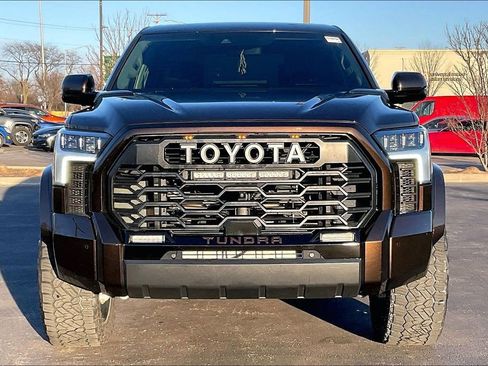 Used 2024 Toyota Tundra Limited image 2