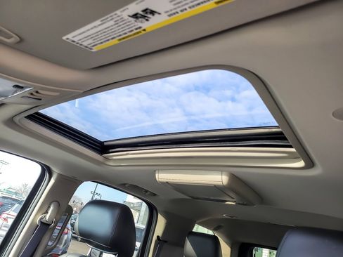 Used 2012 Chevrolet Tahoe LTZ image 9