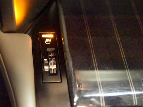 Used 2020 Lexus GX 460 Luxury w/ Luxury Sport Package image 31