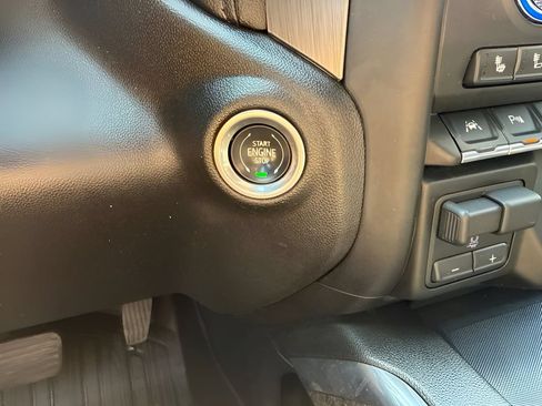 Used 2021 GMC Sierra 1500 Denali w/ Denali Ultimate Package AWD/4WD image 26