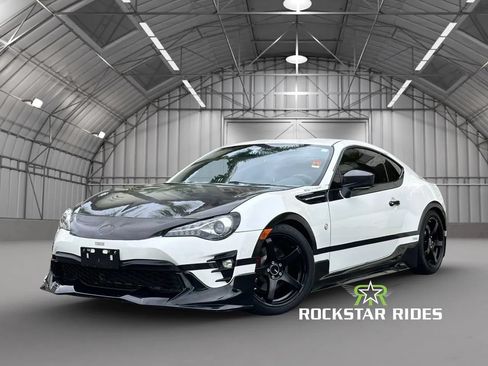 Used 2017 Toyota 86 860 Special Edition RWD image 28