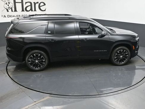 New 2026 Chevrolet Traverse LT w/ Sun and Wheel Package image 18