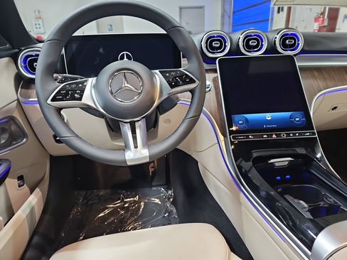 New 2026 Mercedes-Benz C 300 4MATIC Sedan image 16