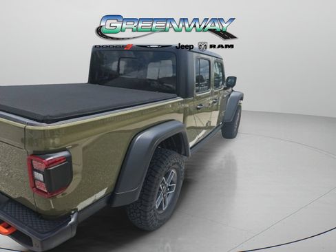 Used 2025 Jeep Gladiator Mojave w/ Safety Group AWD/4WD image 5