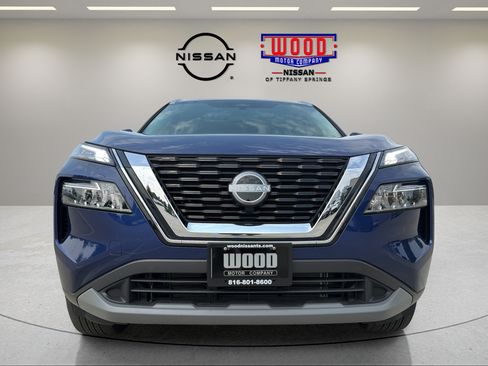 Certified 2023 Nissan Rogue SV w/ SV Premium B Package AWD/4WD image 6