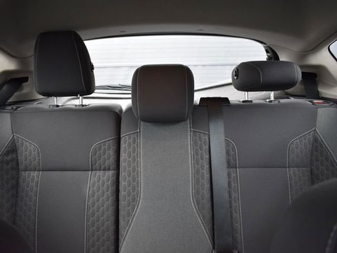 Used 2014 Ford Fiesta SE w/ Equipment Group 201A image 27