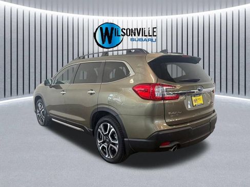 Used 2023 Subaru Ascent Touring AWD/4WD image 8
