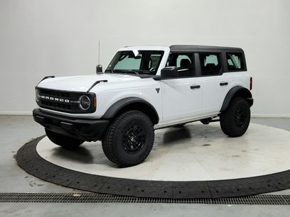New 2026 Ford Bronco 4-Door w/ Sasquatch Package