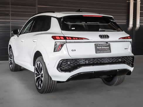 New 2026 Audi Q3 quattro 2.0T AWD/4WD image 2