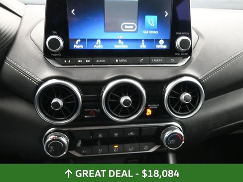 Used 2024 Nissan Sentra SV FWD image 30
