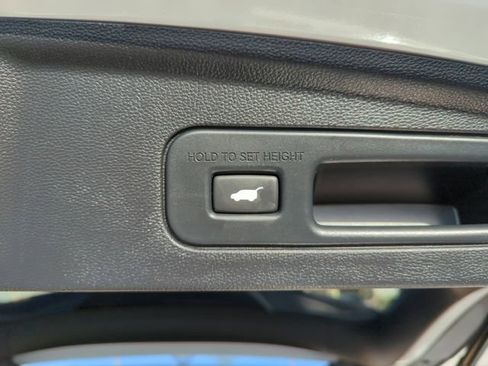 Certified 2023 Acura MDX FWD w/ Technology Package image 30