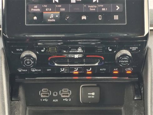 Used 2021 Jeep Grand Cherokee L Laredo w/ Luxury Tech Group I image 24