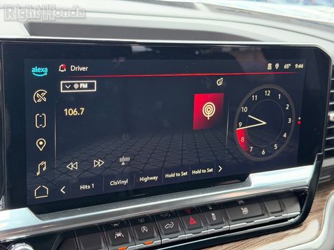 Used 2025 GMC Sierra 1500 Elevation image 25