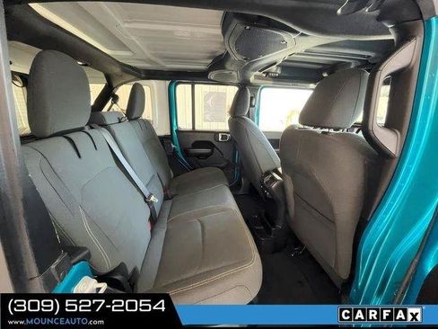 Used 2024 Jeep Wrangler Unlimited w/ Convenience Group AWD/4WD image 7