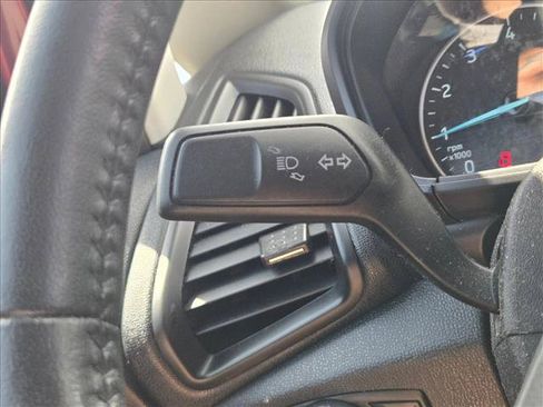 Used 2020 Ford EcoSport SE w/ SE Convenience Package FWD image 14