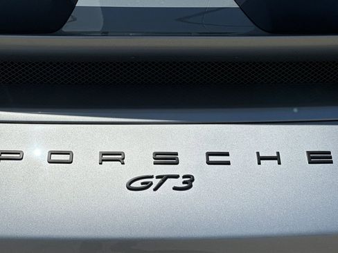 Used 2018 Porsche 911 GT3 RWD image 37