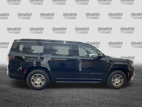 Used 2023 Jeep Wagoneer 4WD w/ Convenience Group I image 11