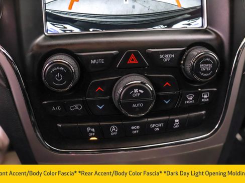 Used 2018 Jeep Grand Cherokee Altitude image 16