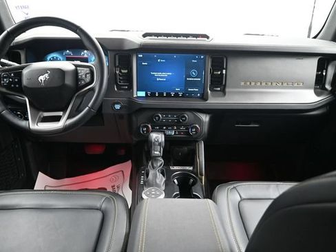 Certified 2025 Ford Bronco Badlands AWD/4WD image 23