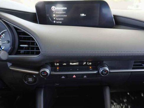 Used 2021 MAZDA MAZDA3 s image 12
