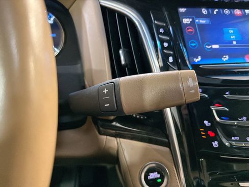 Used 2018 Cadillac Escalade ESV Platinum image 21