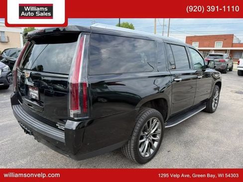 Used 2020 Cadillac Escalade ESV Luxury w/ Escalade Sport Edition AWD/4WD image 5