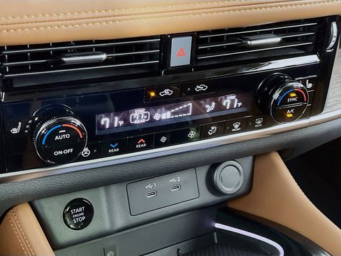 New 2026 Nissan Rogue Platinum AWD/4WD image 48