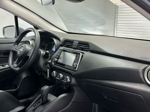 Used 2025 Nissan Versa S w/ Trunk Package FWD image 10