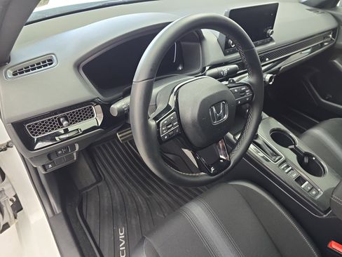 Used 2024 Honda Civic Sport image 15