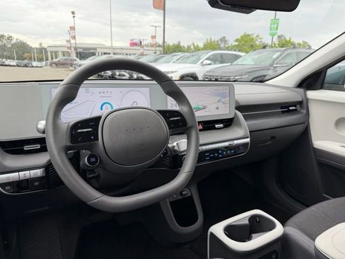 Certified 2024 Hyundai Ioniq 5 SEL image 14