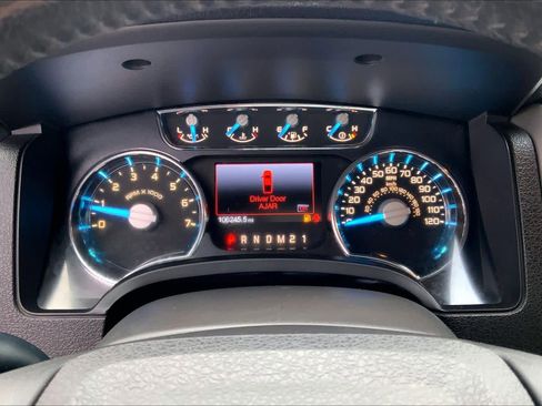 Used 2014 Ford F150 Lariat w/ Equipment Group 501A Mid image 21