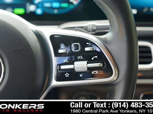 Used 2022 Mercedes-Benz GLS 450 4MATIC image 40