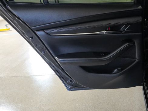 Used 2025 MAZDA MAZDA3 s FWD image 13
