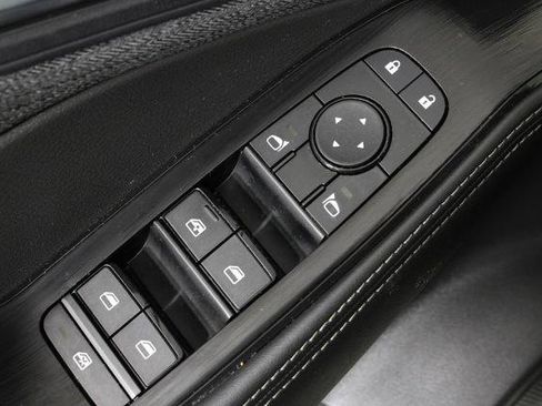 Certified 2023 Nissan Rogue SV image 23