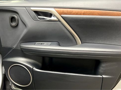 Certified 2022 Lexus RX 350L Premium w/ Premium Package image 24