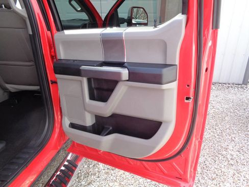 Used 2021 Ford F350 XLT w/ XLT Premium Package image 75